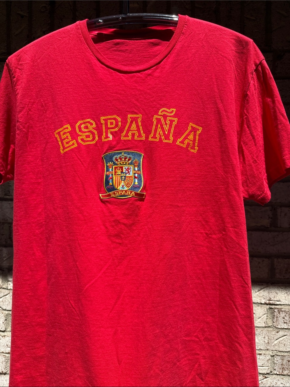 España Red Tee with Crest men size L red color short sleeve pre-owned with gift - Picture 13 of 16